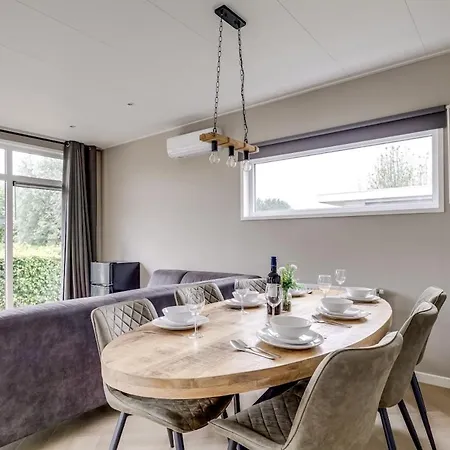 Cube Xl 105 I 6-persoons In Holiday home Zennewijnen