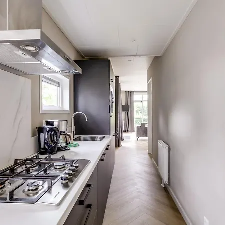 Cube Xl 105 I 6-persoons In Ferienhaus Zennewijnen